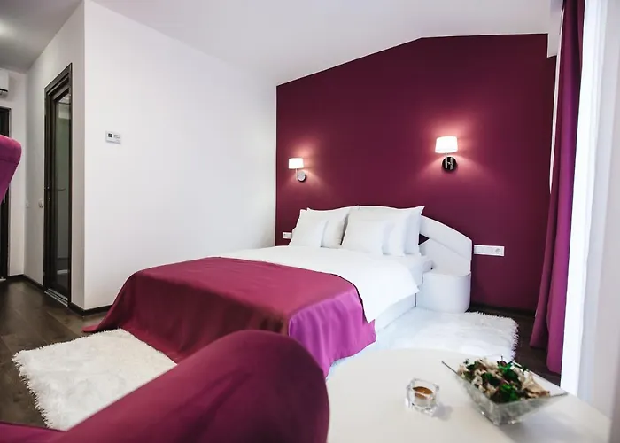 Pensión Gorgeous 4*